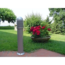 CALEO 1 - Borne Ext. IP44 IK07, gris, E27 100W max., Lpe non incl., haut.42cm