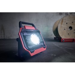 Projecteur LED multi-batterie 50W 5000 lm pour batteries d'électroportatifs 18 V