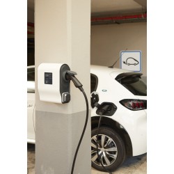 Pack borne VE mono Green'up Premium avec protections 7,4kW Mode 3 plastique