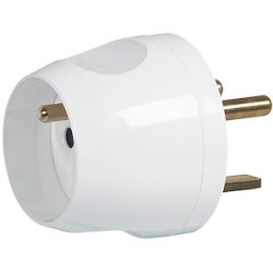Adaptateur pour branchement de 1 fiche 2P+T 16A sur une prise 20A