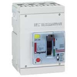 Disjoncteur magnétothermique DPX250 pouvoir de coupure 70kA 400V~ - 4P - 160A