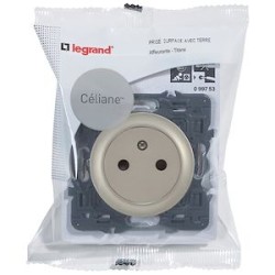 Prise de courant avec terre Céliane Surface - titane avec support
