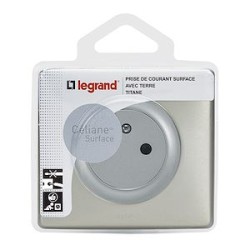 Prise de courant avec terre Céliane Surface avec plaque - Titane