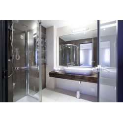 MAUD SYM 00 - Réglette IP44 IK07 Vol.2 LED intég. 6,3W 2700K 600lm, blanc