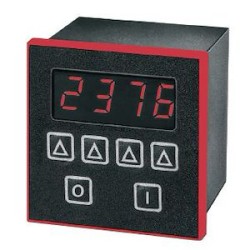 624DP 230V 50/60HZ : compteur d'impulsions électronique à présélection