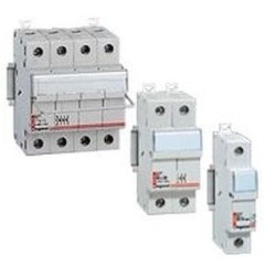 Coupe-circuit sectionneur - 3P - cartouche cylind ind 10x38 - 500 V~