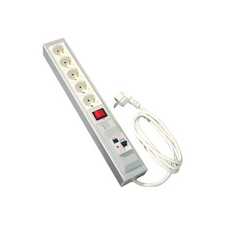 Rack 1,5U 5x16A + inter + disjoncteur différ. 1,5m